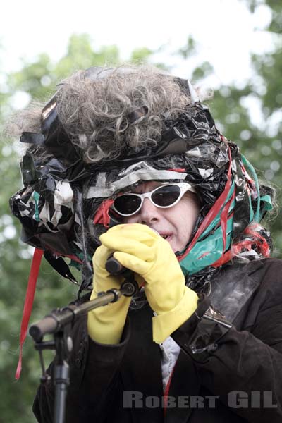 GARY WILSON AND THE BLIND DATES - 2013-05-26 - PARIS - Parc de la Villette - 